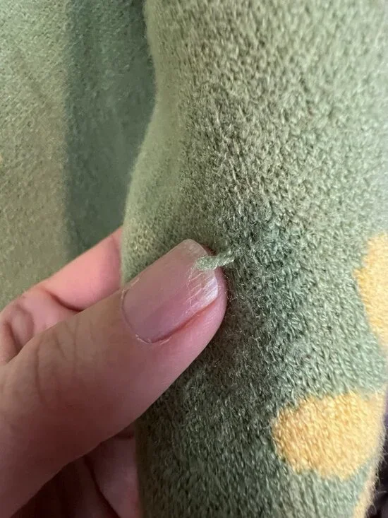 Disney Winnie the Pooh Green Floral Cardigan Womens Size Small Box Lunch - Picture 11 of 13